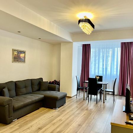 Summerland Mamaia View Екстер'єр фото