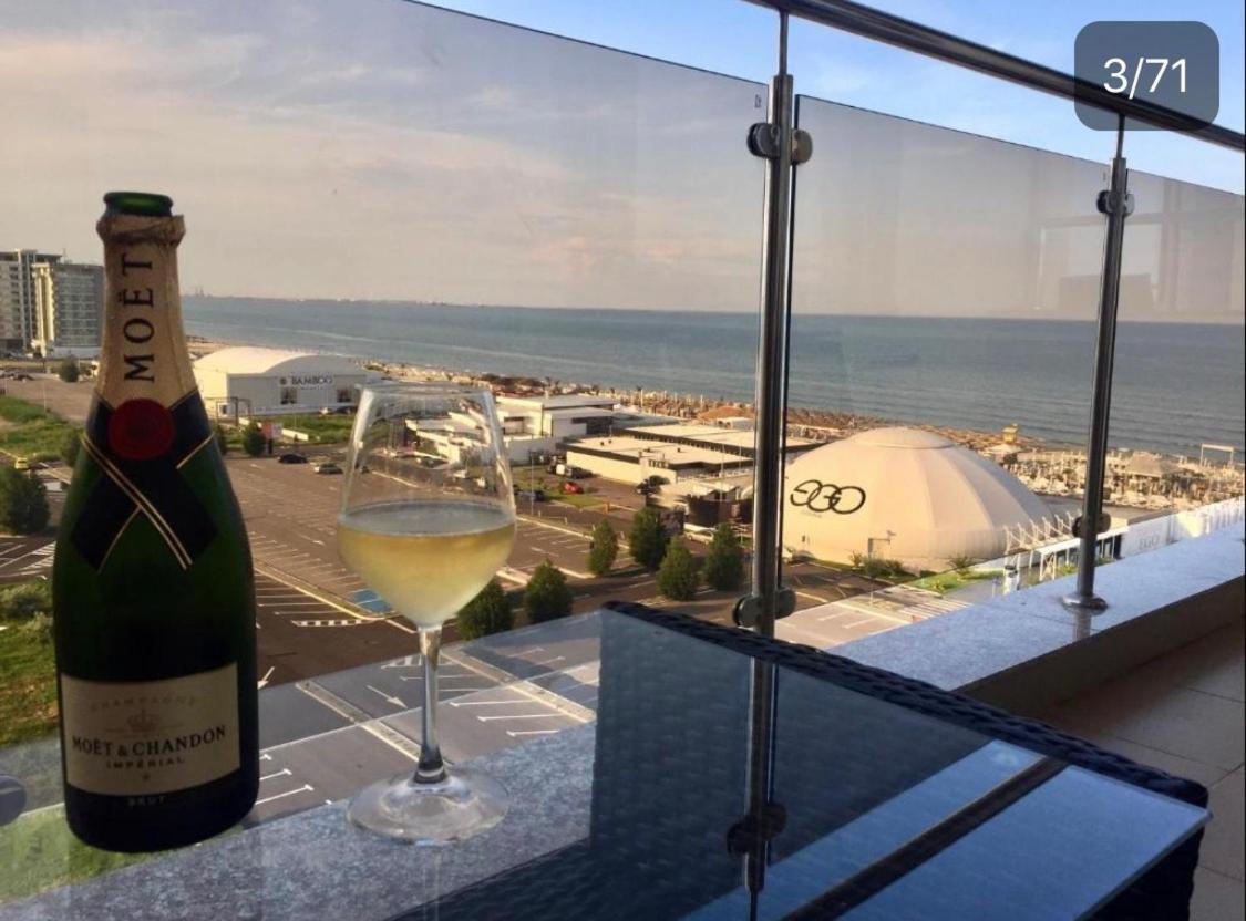 Summerland Mamaia View Екстер'єр фото
