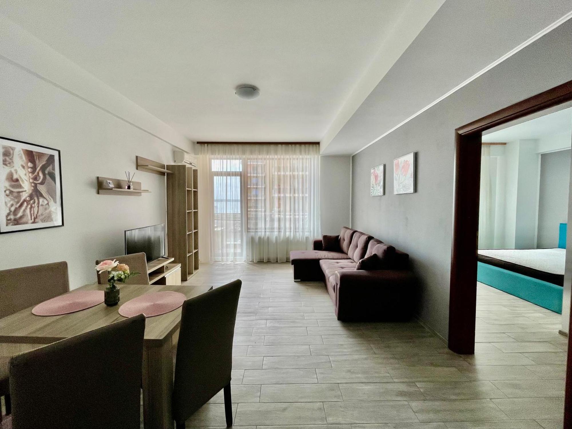 Summerland Mamaia View Екстер'єр фото