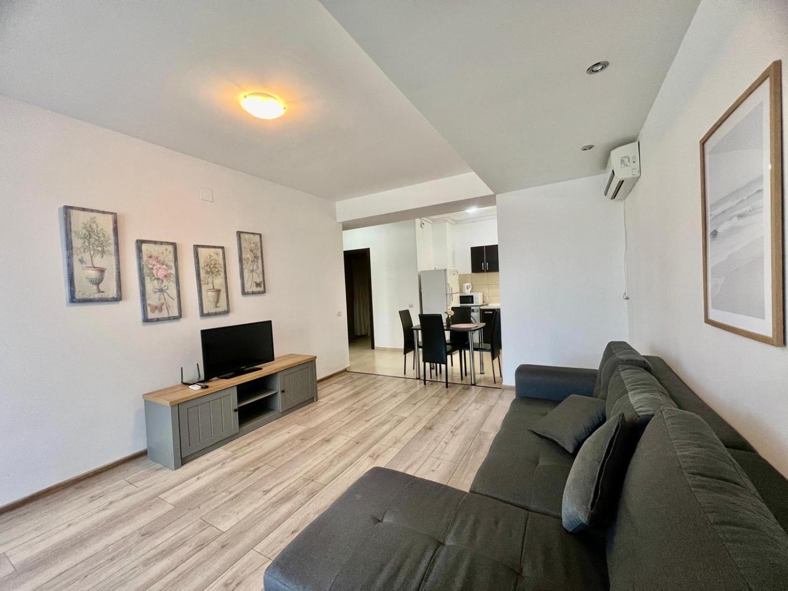 Summerland Mamaia View Екстер'єр фото