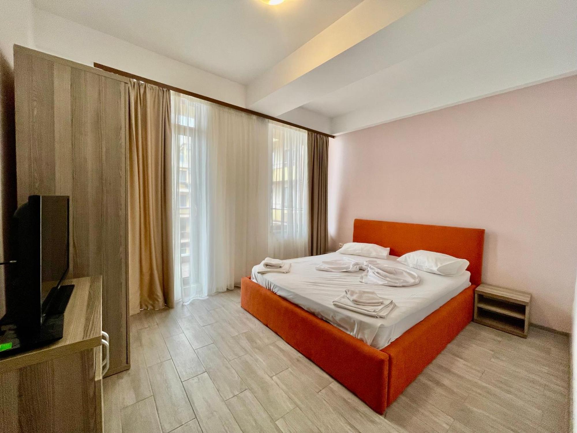 Summerland Mamaia View Екстер'єр фото