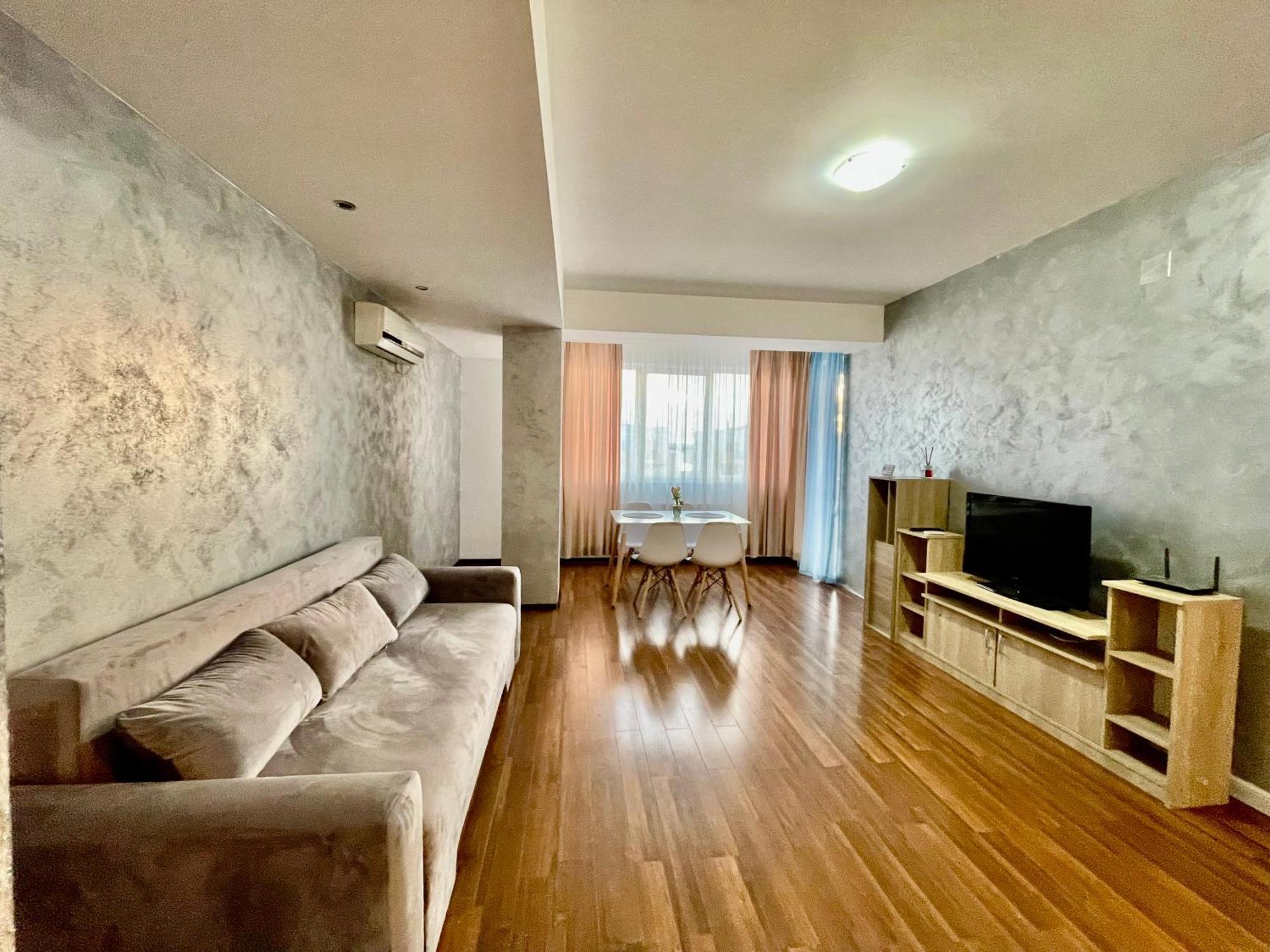 Summerland Mamaia View Екстер'єр фото
